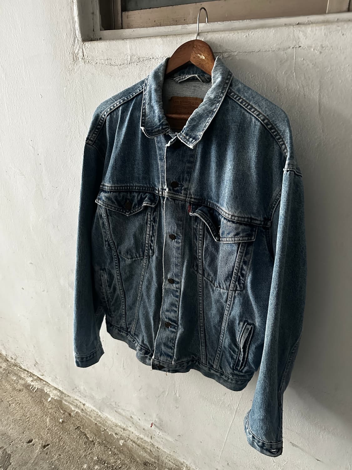 90 Levi’s 75525 Denim Trucker Jacket 상품이미지5