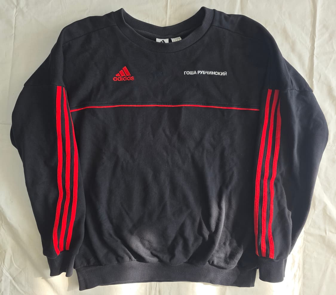 고샤 루브친스키 아디다스 맨투맨 L 블랙 검빨 크루넥 스웻셔츠 상품이미지1