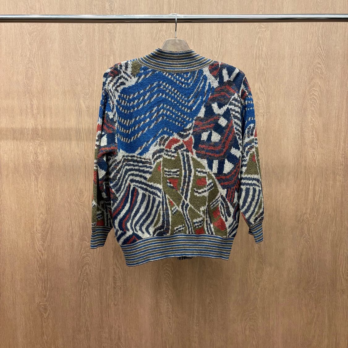 미쏘니 스포츠 니트 자켓 에스닉 패턴 패치 포켓 아티스틱 디테일 블루 상품이미지3