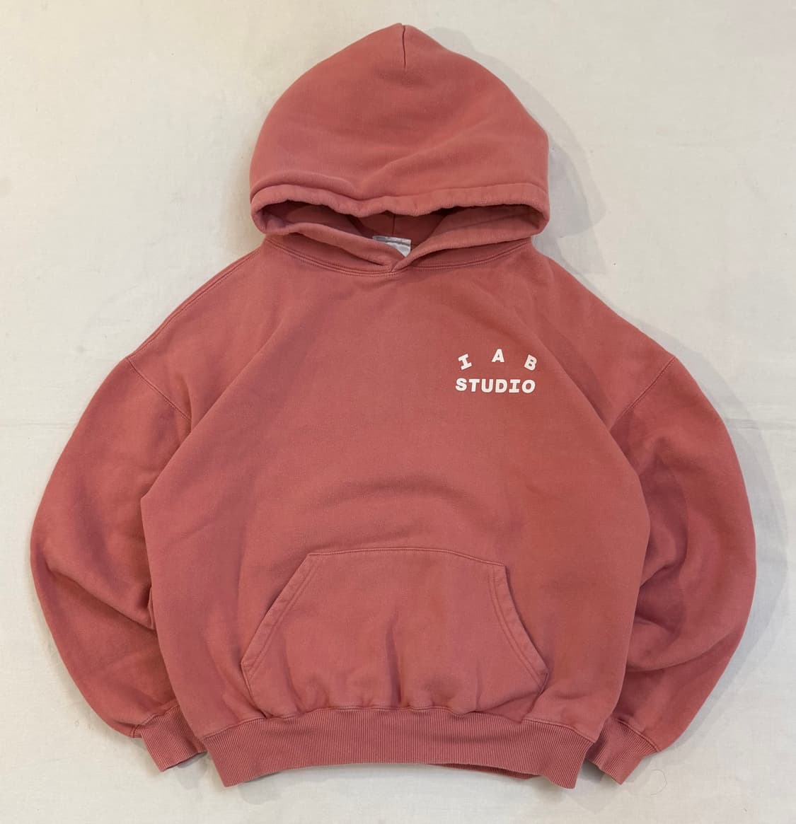 아이앱 스튜디오 후드티 로즈핑크 상품이미지1