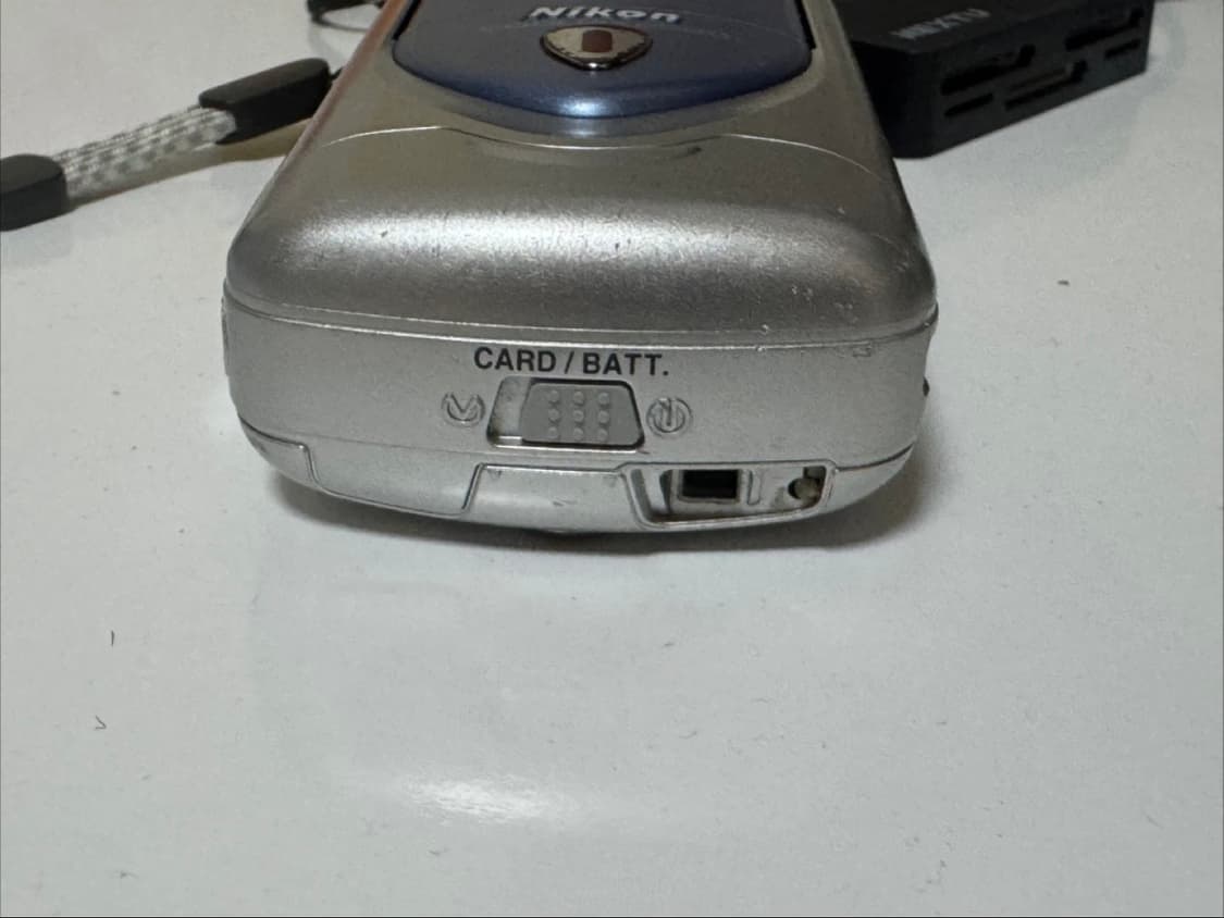 니콘 쿨픽스 2500 상품이미지3