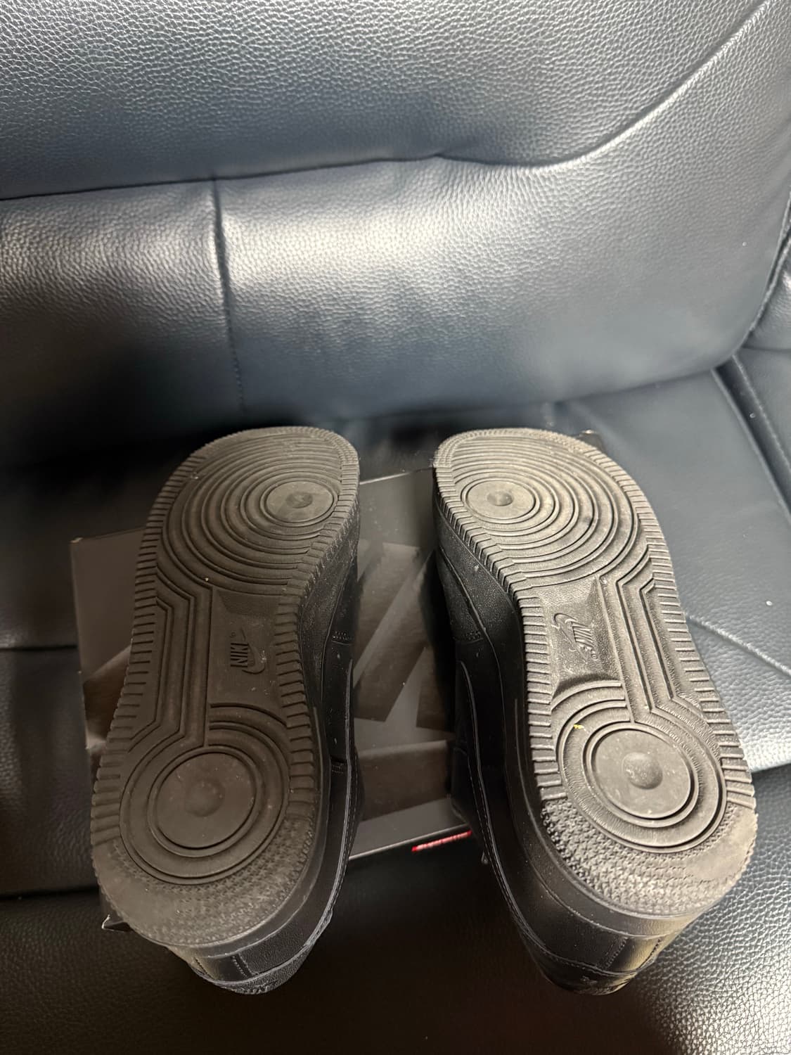 [260] 나이키 슈프림 에어포스1 로우 블랙 상품이미지5