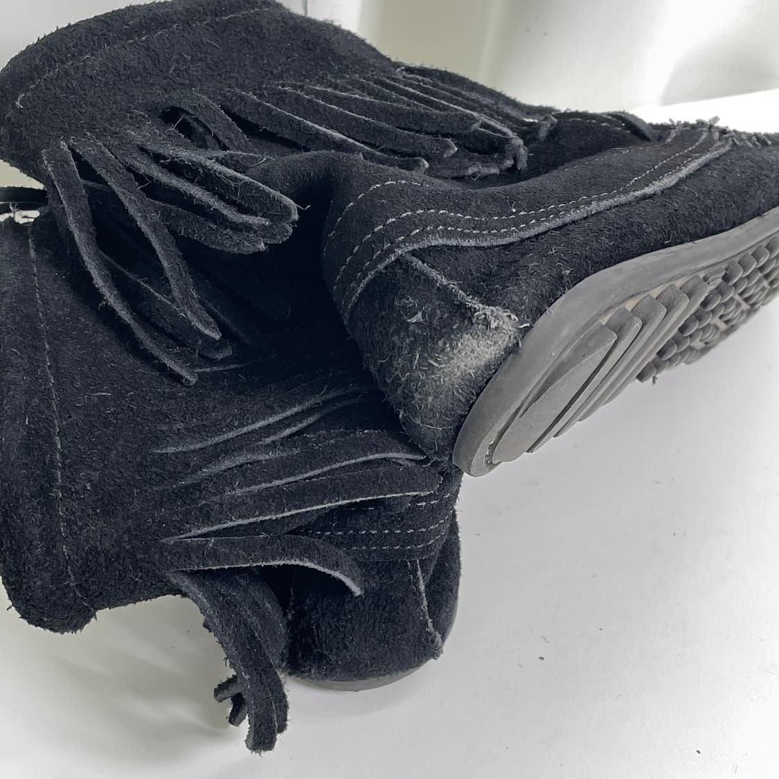 MINETONKA 미네통카 스웨이드 프린지 모카신 상품이미지7