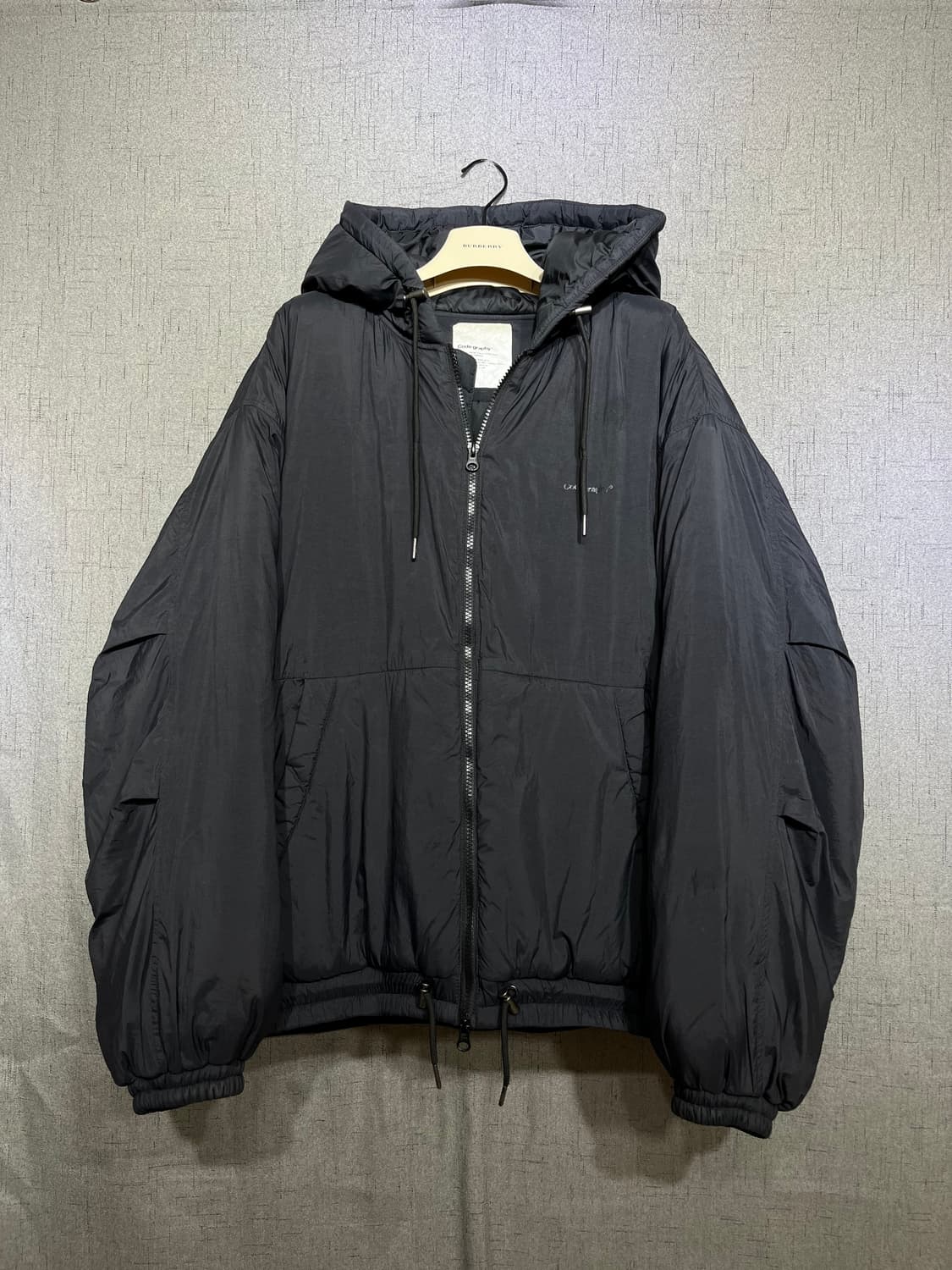 코드그라피 후드 벌룬 에어리 패딩_블랙 L 상품이미지2