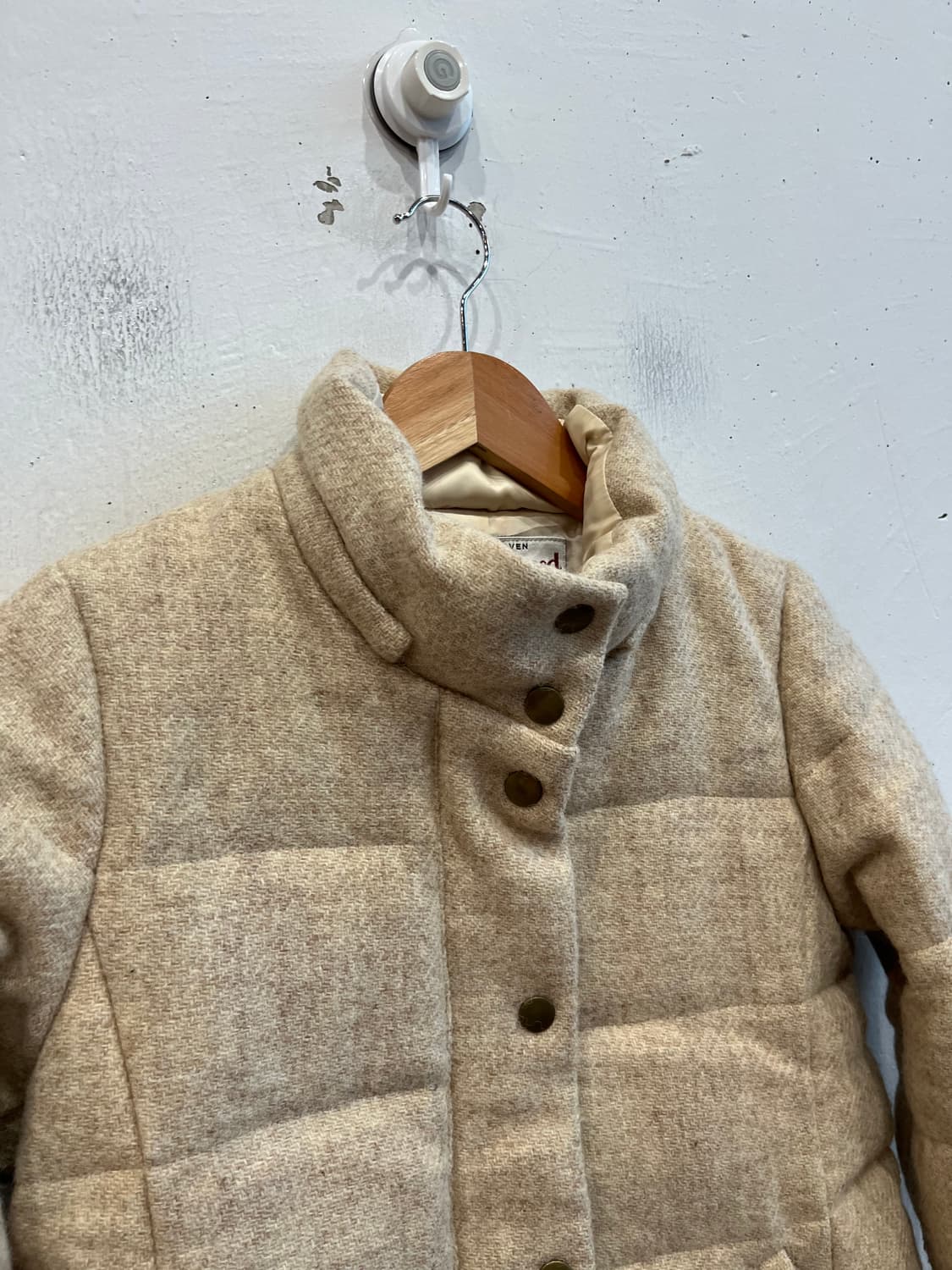 어스뮤직 JPN 헤리스트위드 울 다운 패딩  상품이미지2