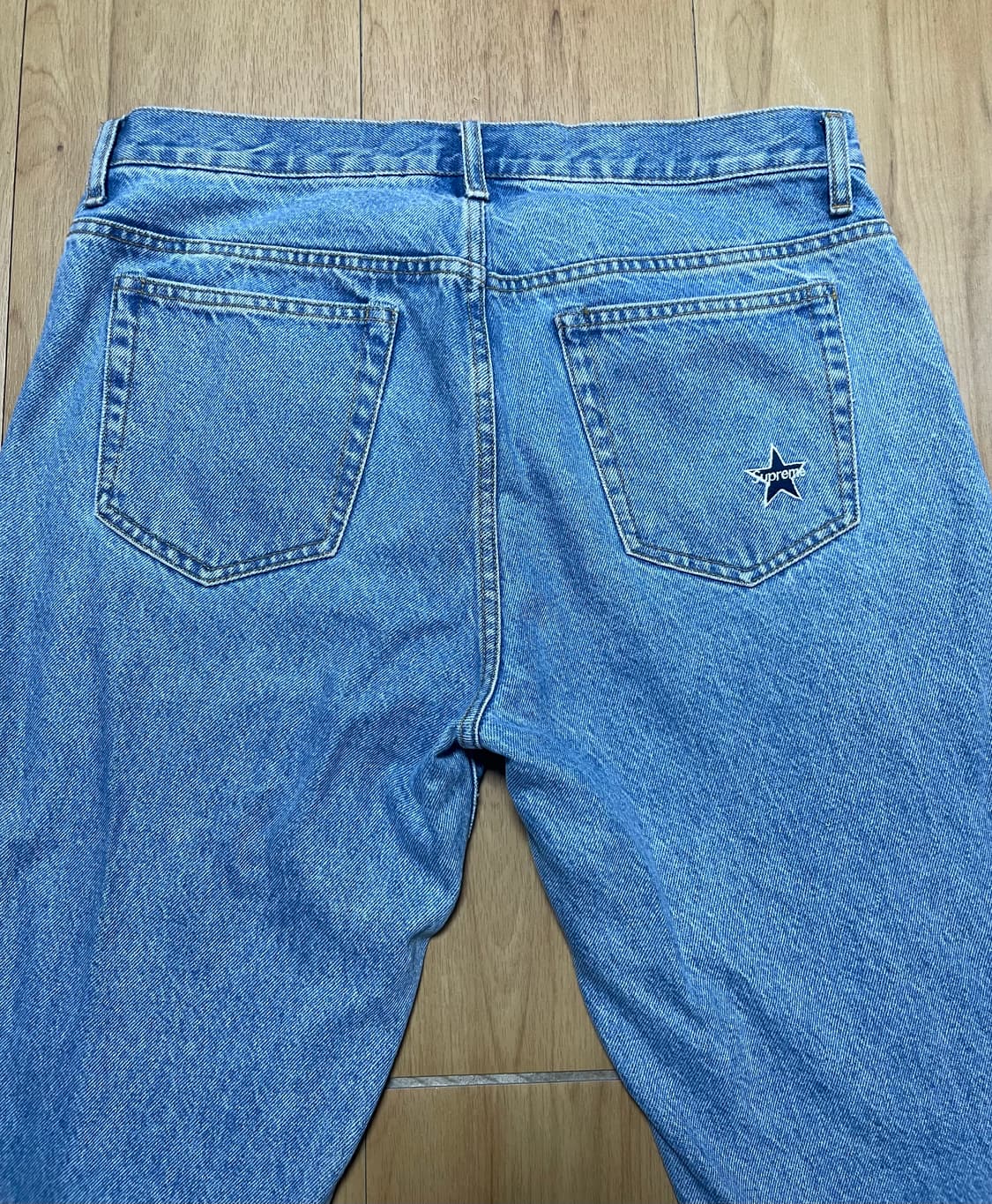 슈프림 레귤러 진 워시드 인디고 25ss 32사이즈 상품이미지4