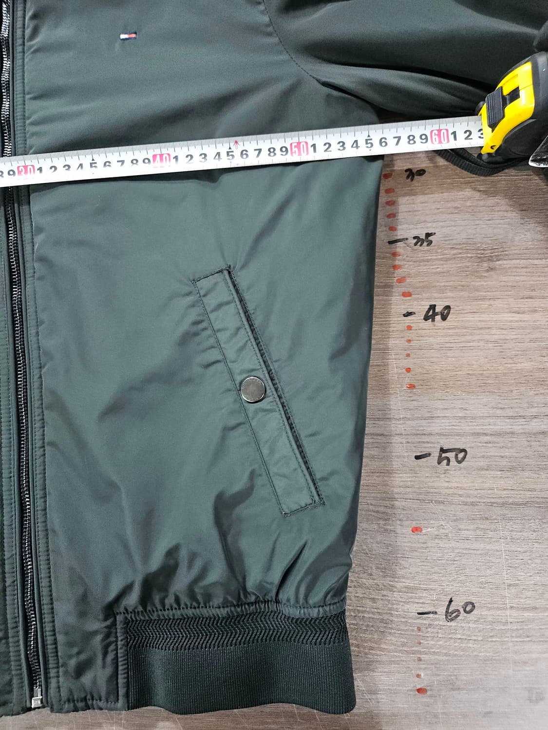 타미힐피거 남성 폴리 솔리드 베이직 봄버 자켓 M 상품이미지8