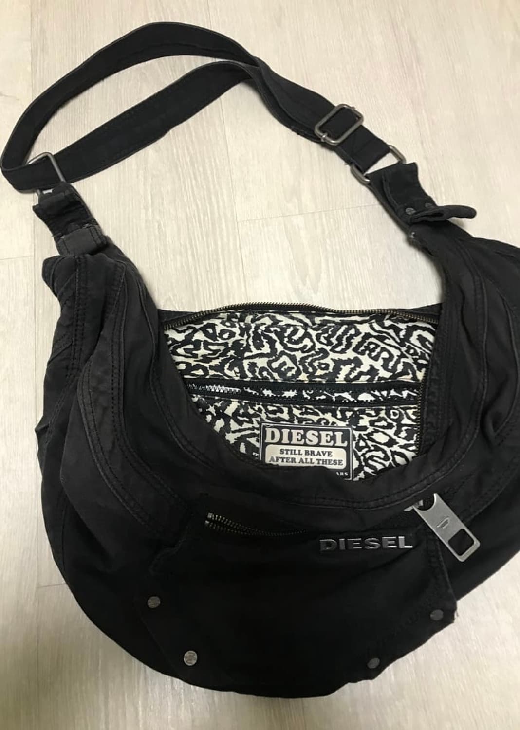 디젤 가방 상품이미지1