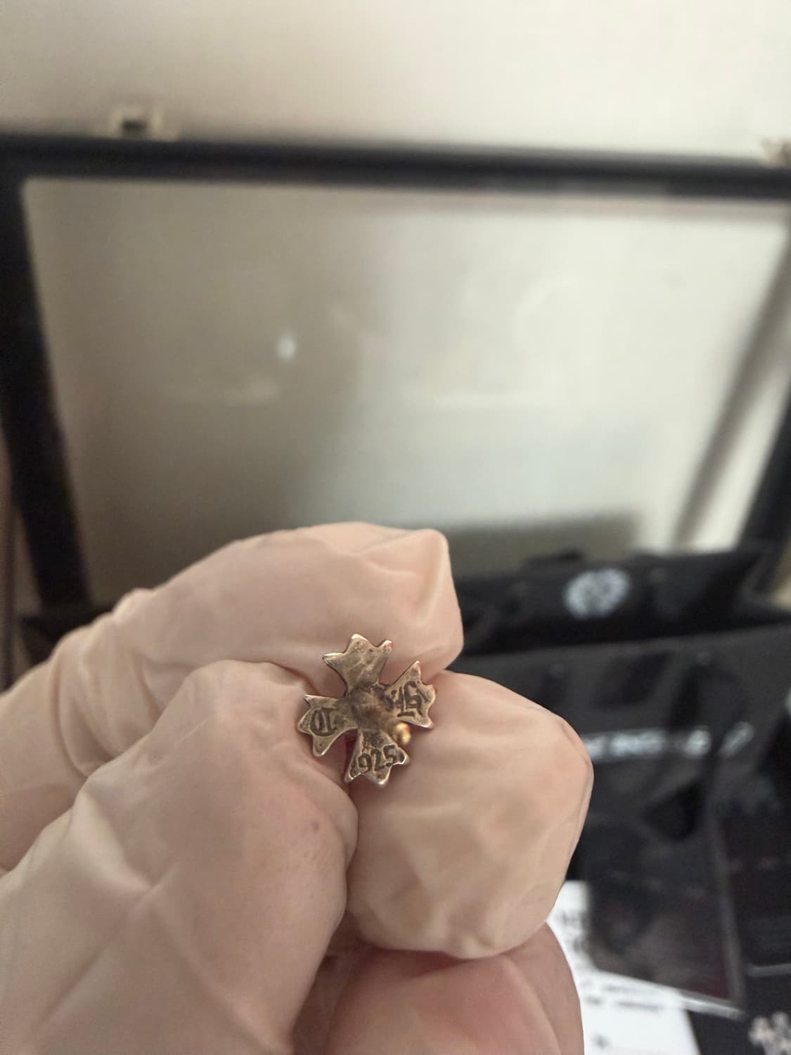 크롬하츠 No2 CH 플러스 스터드 귀걸이 이어링 2개 상품이미지5