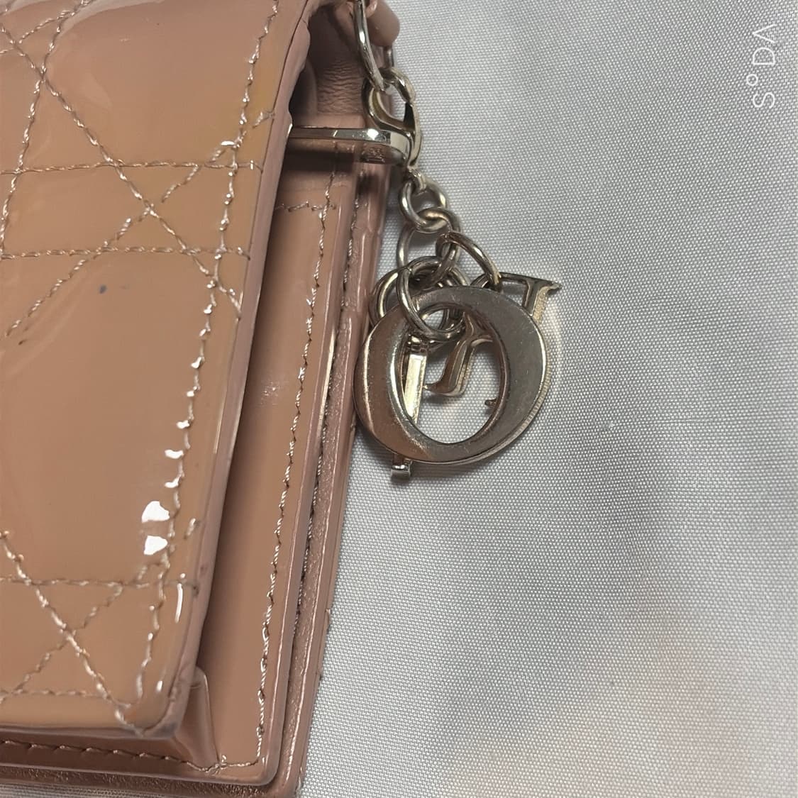 디올 레이디 까나쥬 페이던트 반지갑 상품이미지3