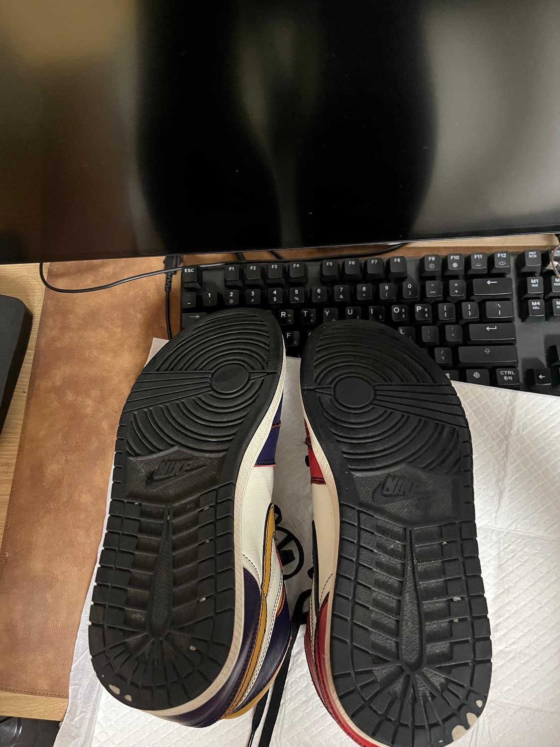 나이키 조던 1 라투시(반만 벗투시) 285 상품이미지4