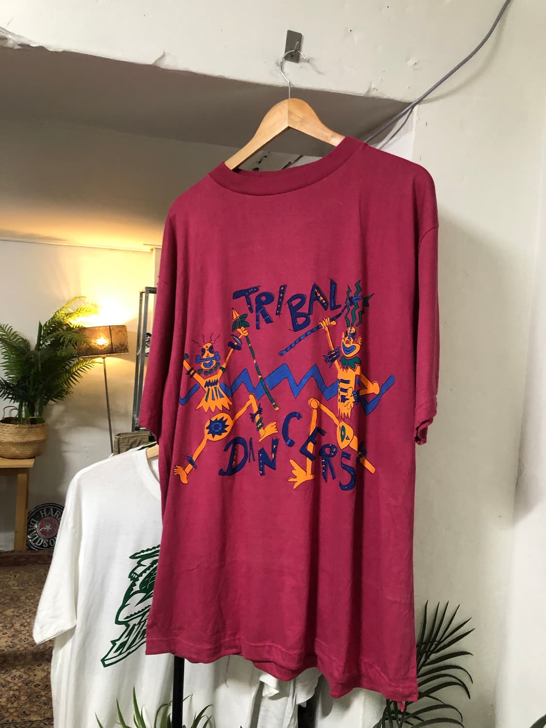 Vintage Vip club Tribal dancers pink tee 상품이미지1
