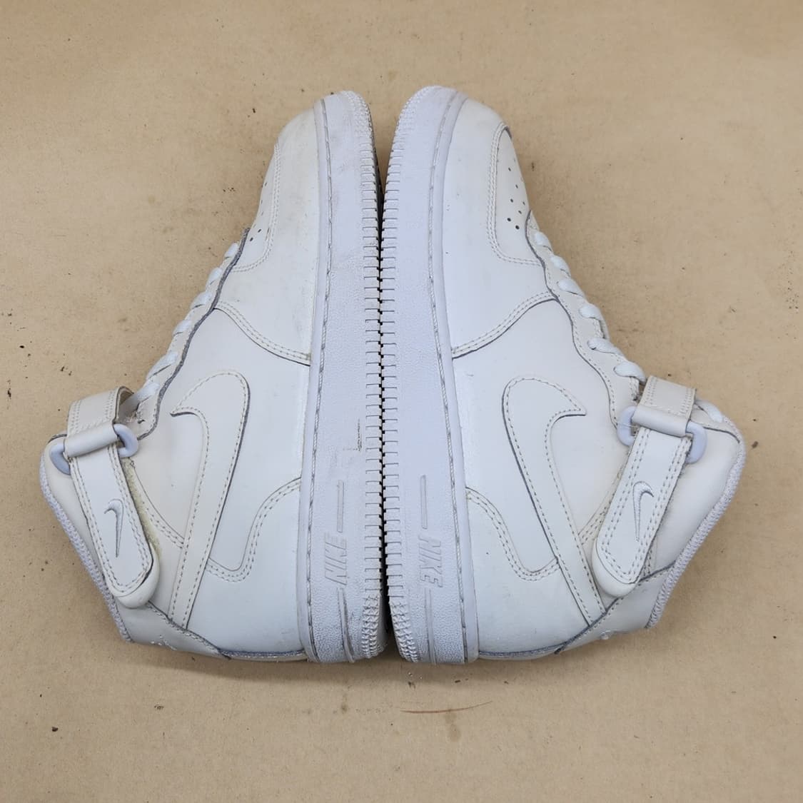 나이키 에어포스1 미드 운동화 220 상품이미지5