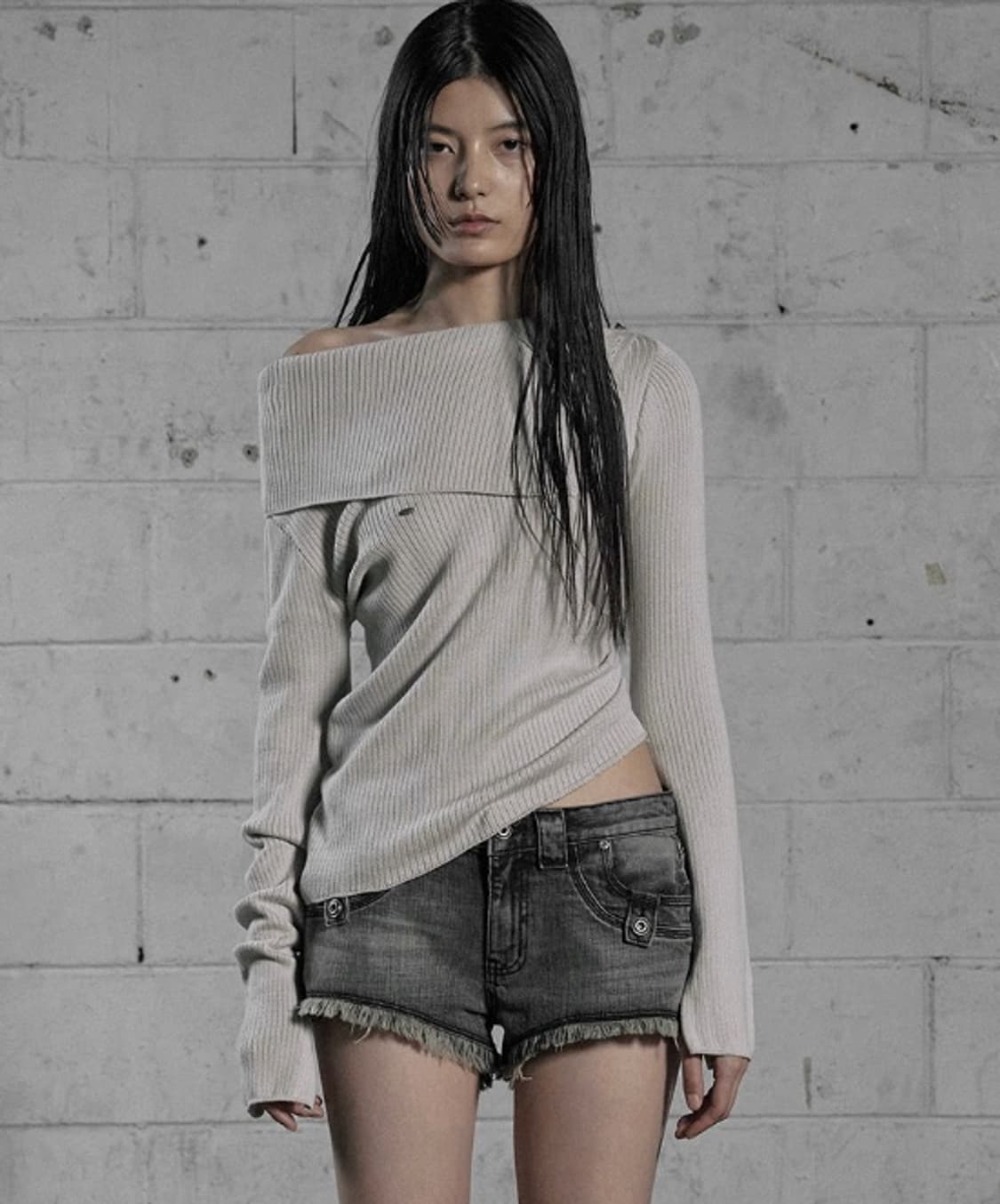 보헴서 OPEN COLLAR UNBALANCED KNIT 상품이미지1