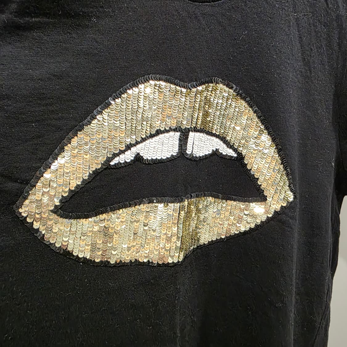 마커스루퍼 골드 시퀸립 반팔 티셔츠 (정품) 상품이미지2