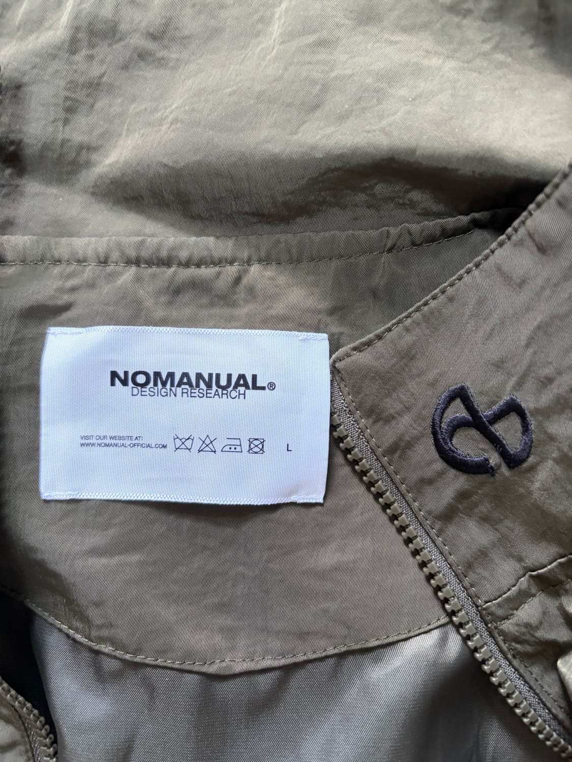 노매뉴얼 N.S NYLON JUMPER - DEEP KHAKI 상품이미지4