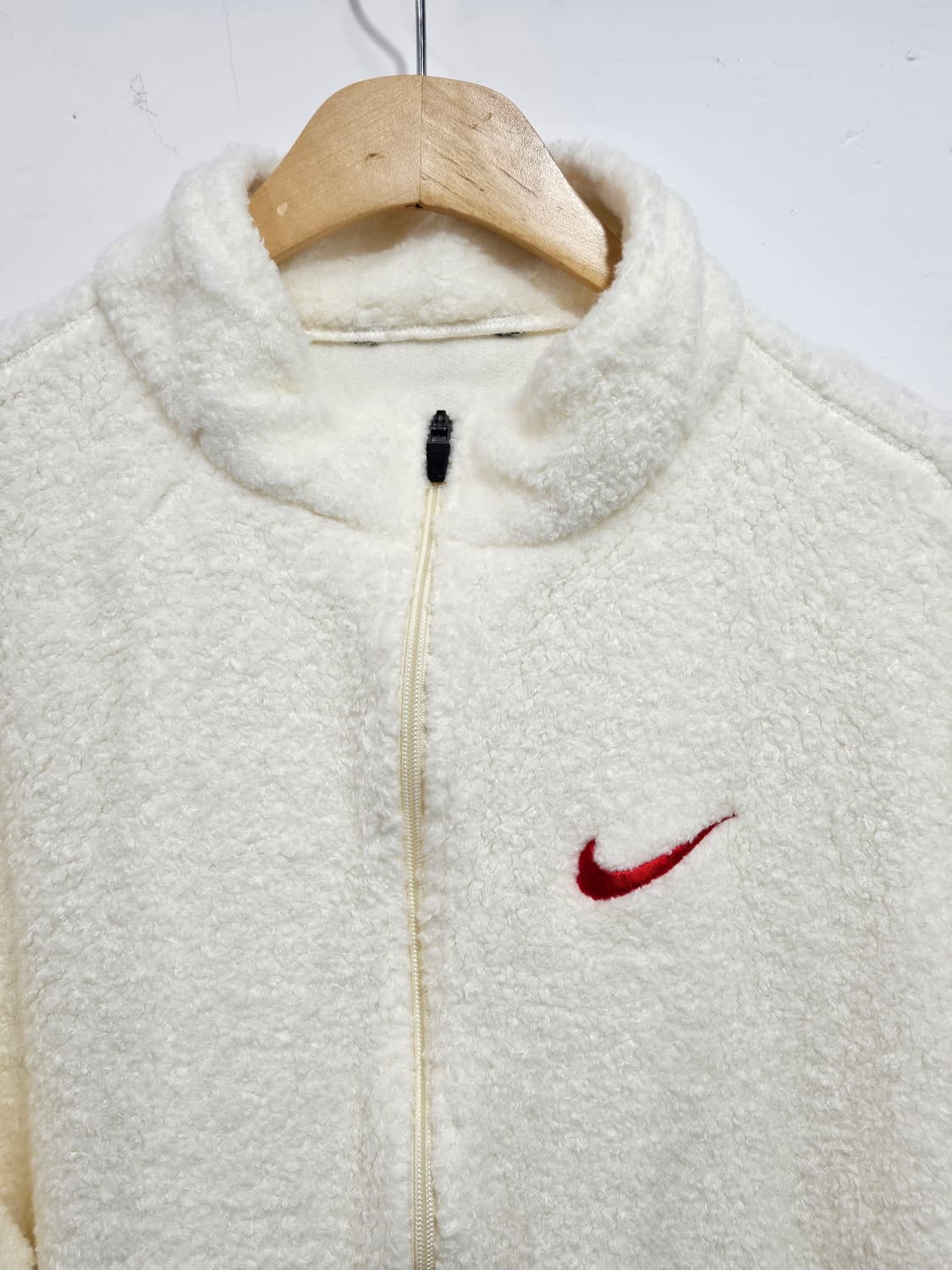 나이키(Nike) 아이보리 뽀글이 플리스 집업 100 상품이미지2