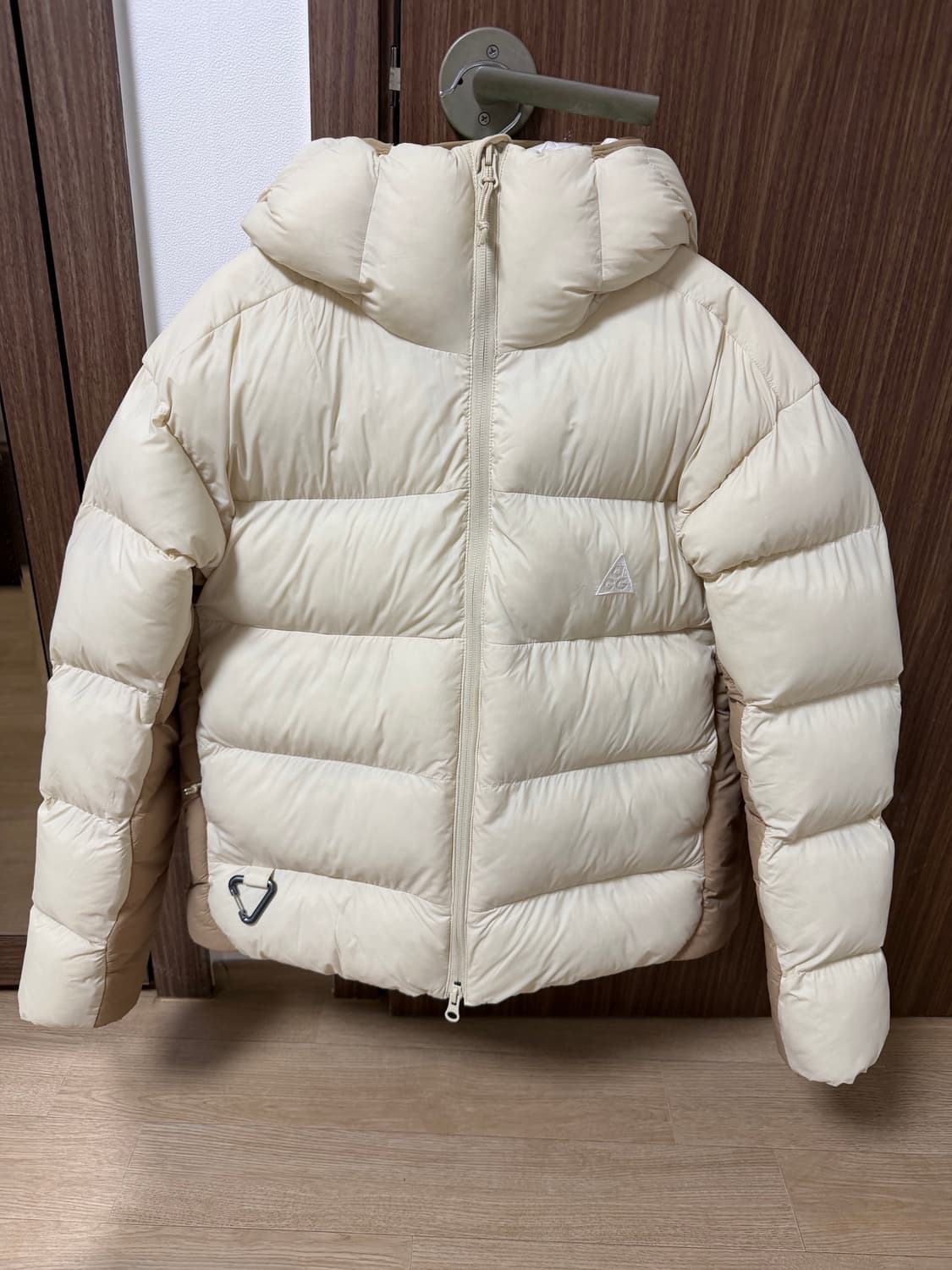 나이키 acg 패딩 거의 새상품 여성 M 사이즈 상품이미지2