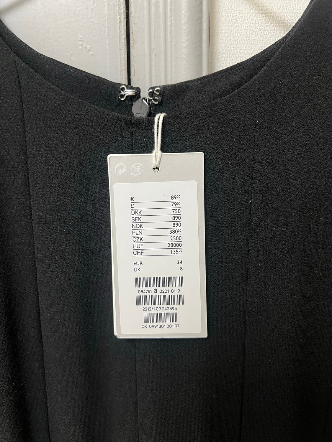 코스 플리티드 점프수트 상품이미지3