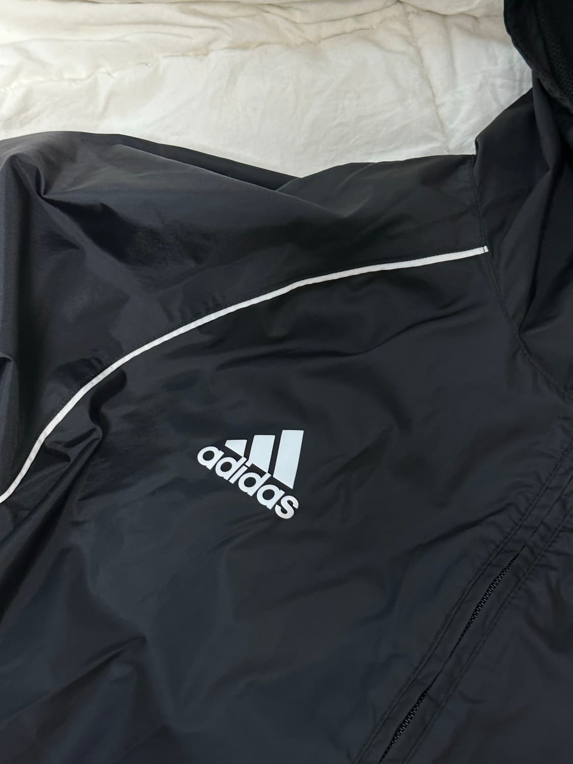 아디다스 레알마드리드 레인 코트 바람막이 라지 상품이미지3