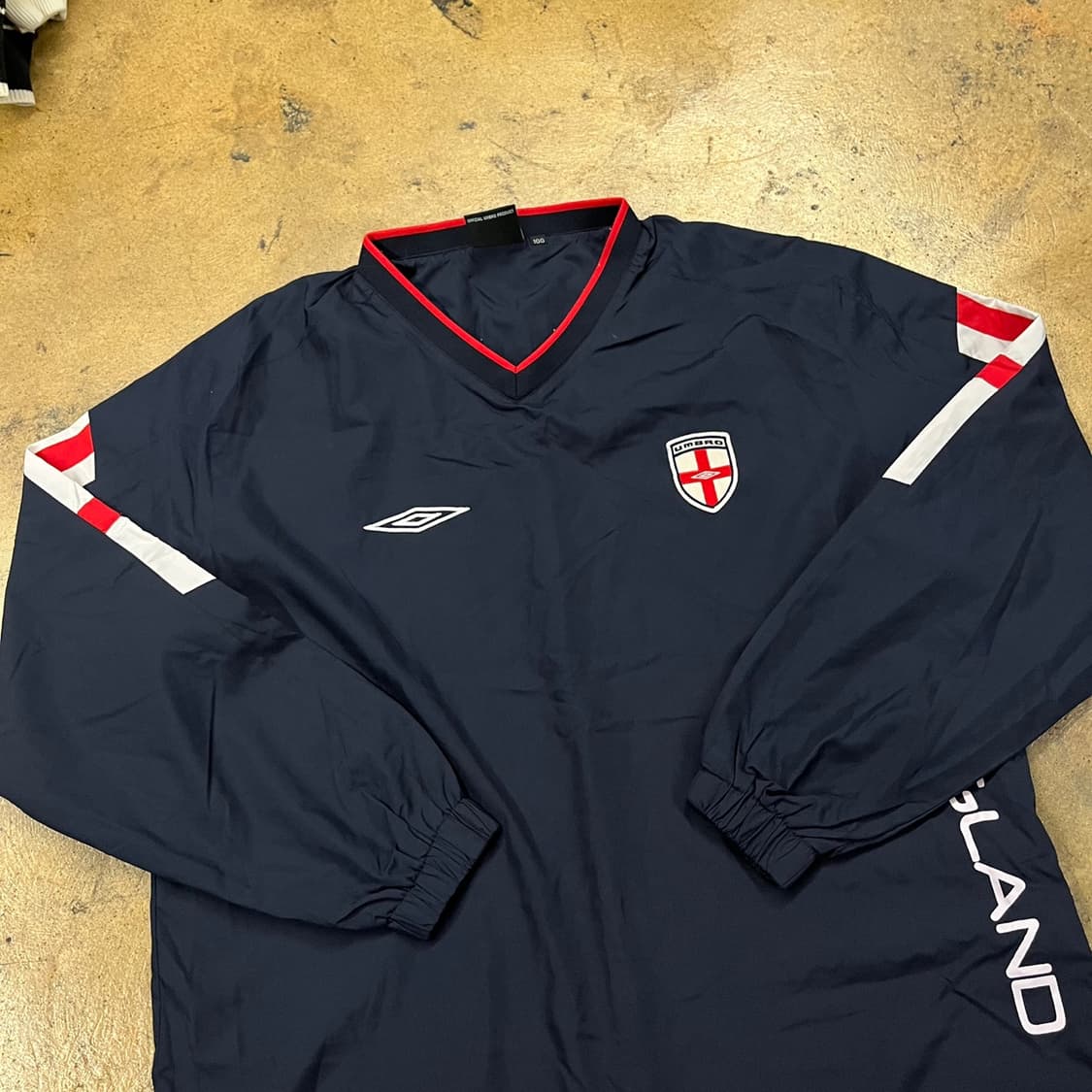 [정품/100] 엄브로 잉글랜드 축구 윈드브레이커 네이비 b16 상품이미지1