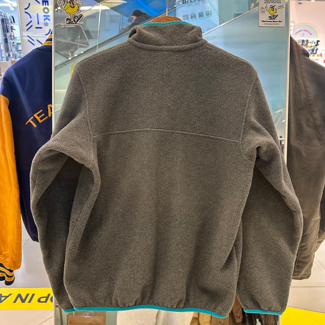 파타고니아 신칠라 스냅티 ’차콜/민트‘ 상품이미지10