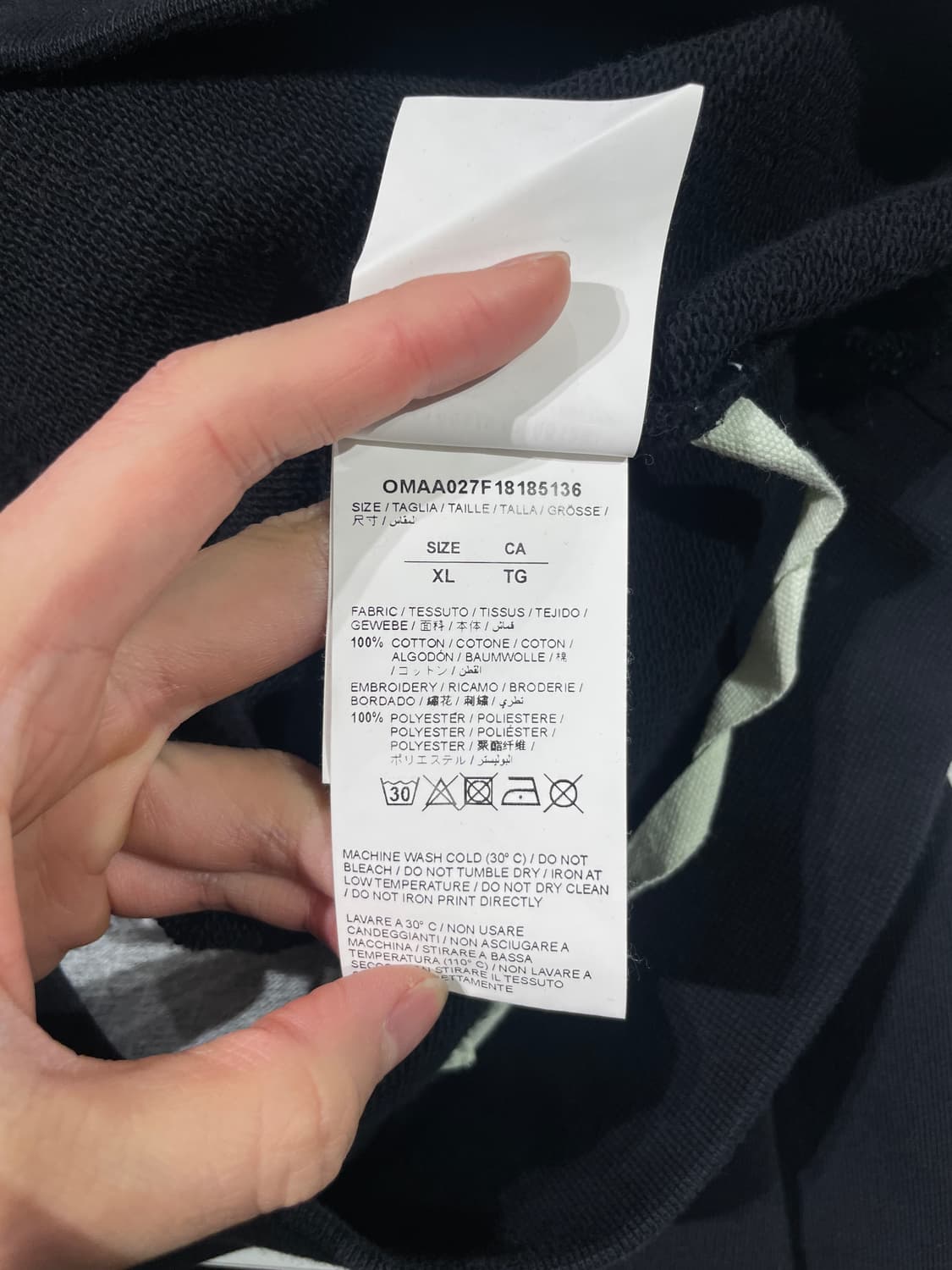 오프화이트 x 도버 스트릿 마켓 블랙 그라데이션 로고 자수 후디 상품이미지8