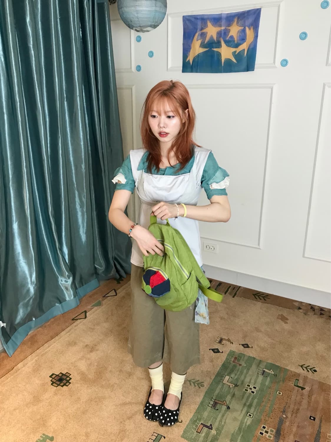 단추 포인트꩜ 도트 블라우스에 베이지 팬츠를 더해 아웃도어 키치 룩🍄 상품이미지4