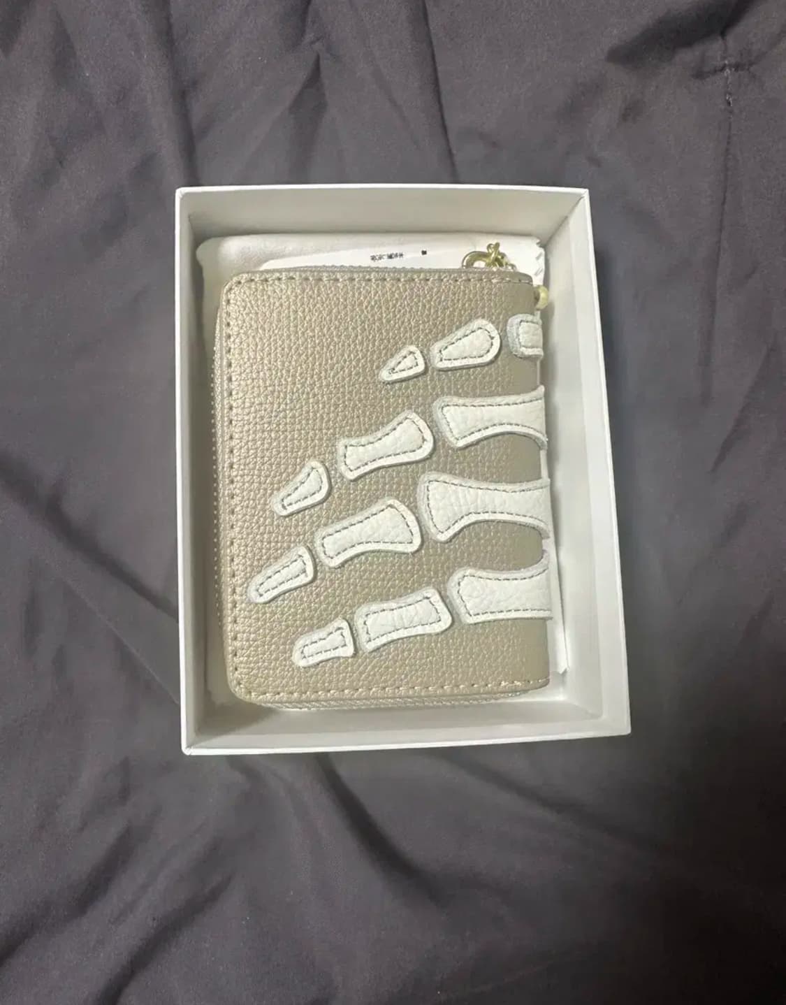 캐피탈 본 미니지갑 베이지 골드 상품이미지1