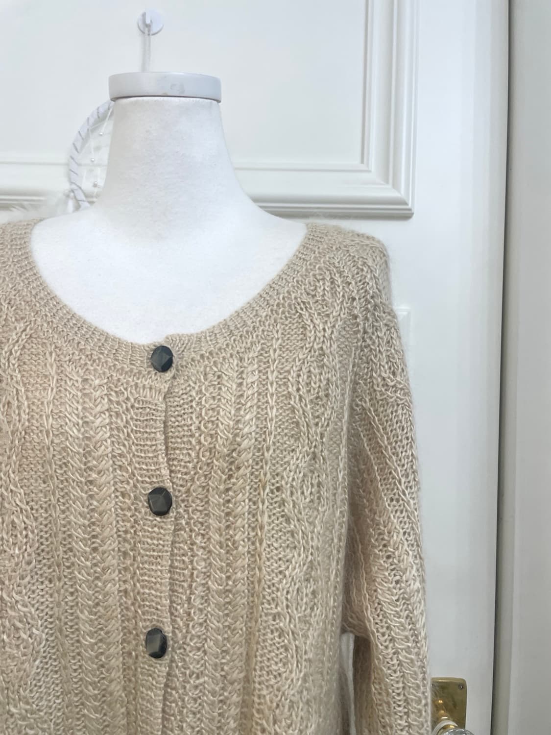 beige wool silk twist loose cardigan 상품이미지6