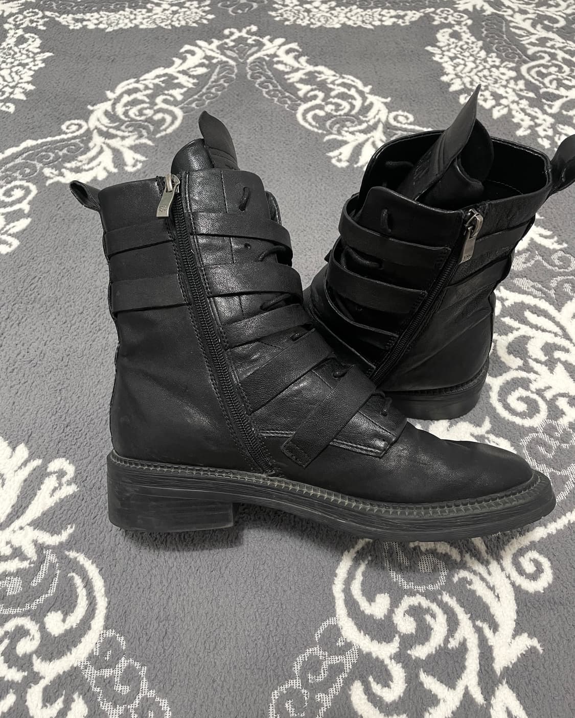 DKNY Multi-Strap Combat Boots 상품이미지6