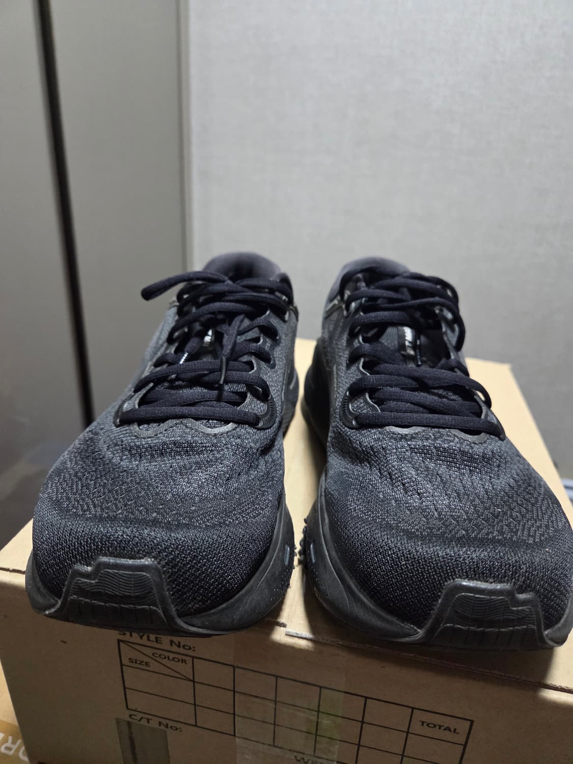 사이즈 285) 브룩스 고스트 맥스 1 블랙 상품이미지7