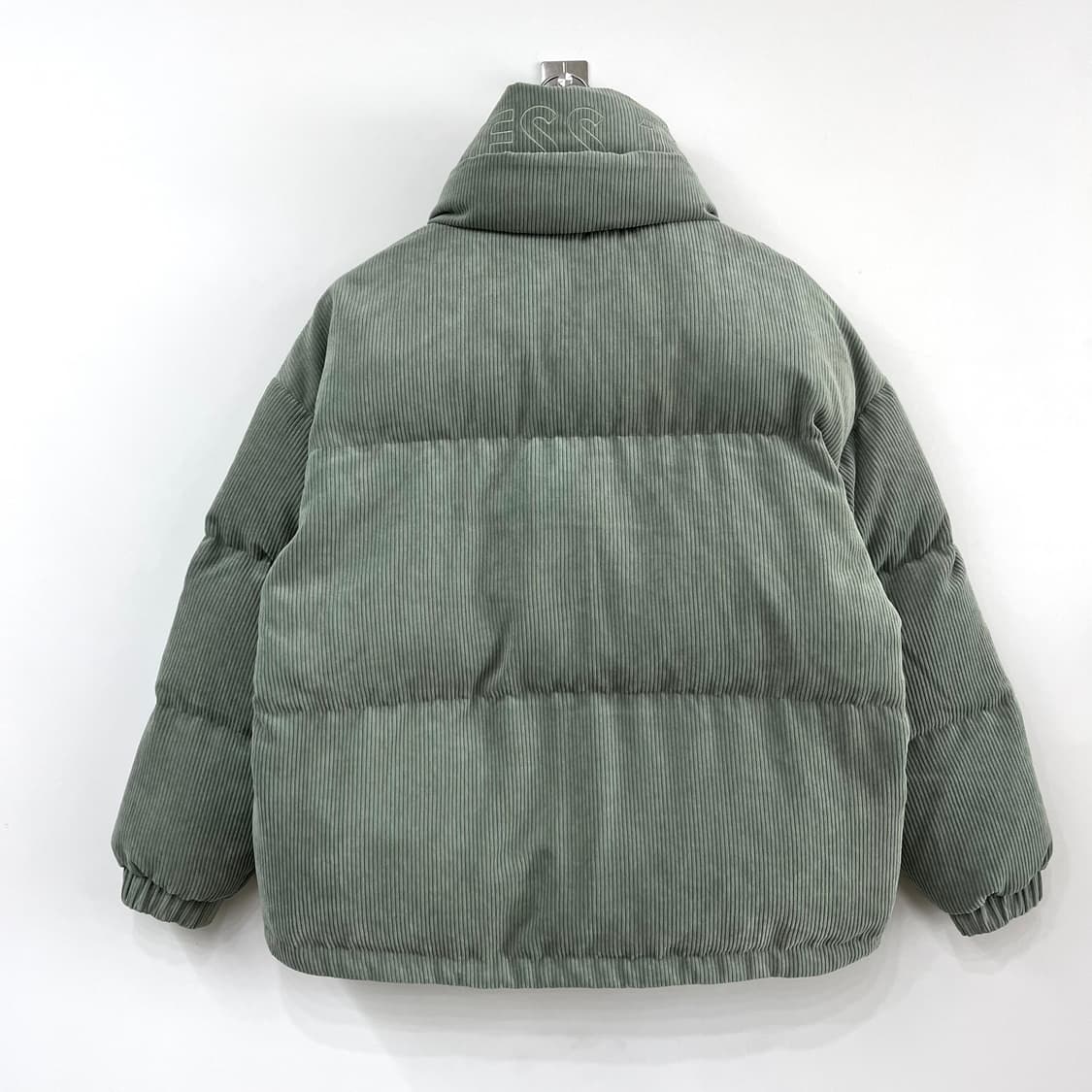 (수지 착용) 게스 코듀로이 골덴 푸퍼 하이넥 패딩 상품이미지3