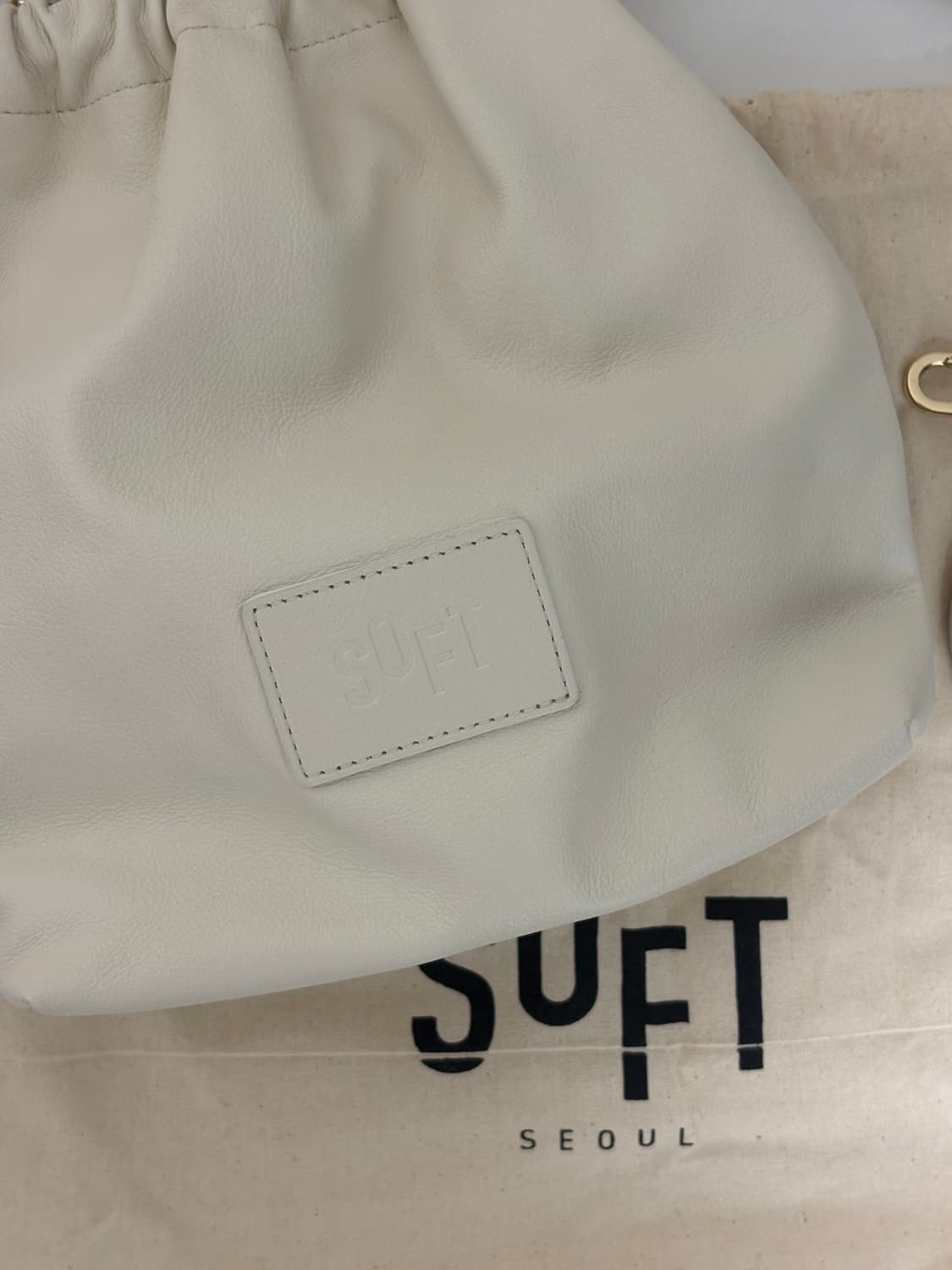 소프트서울 가방 MIX DUST LEATHER BAG_WHITE  상품이미지3