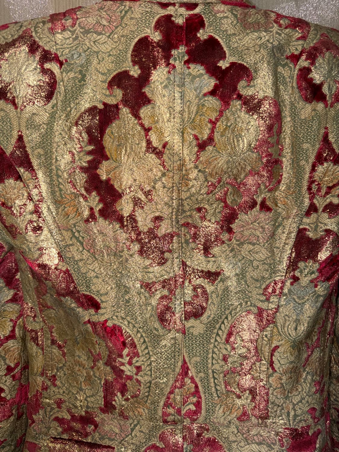 데카르넹 발망 10AW 쇼피스 브로케이트 벰베르그 바로크 나폴레옹 재킷 상품이미지7