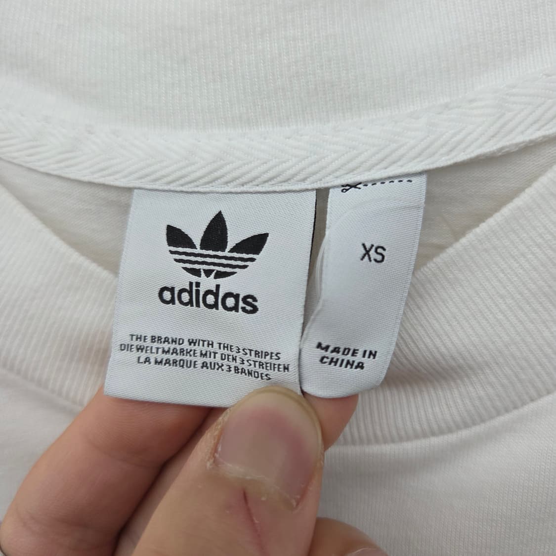 아디다스 플라워 프린팅 반팔 티셔츠 화이트 남xs 상품이미지4