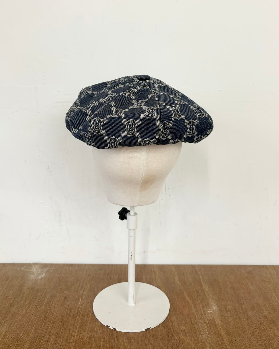 셀린느 트리오페 모노그램 데님 뉴스보이캡 상품이미지4