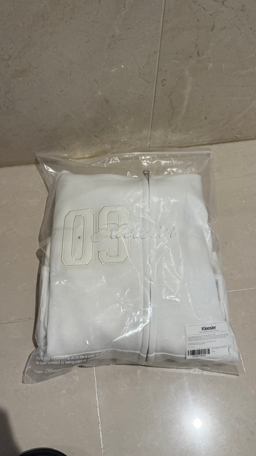 새상품) 클리시어 09후드집업 화이트 상품이미지1