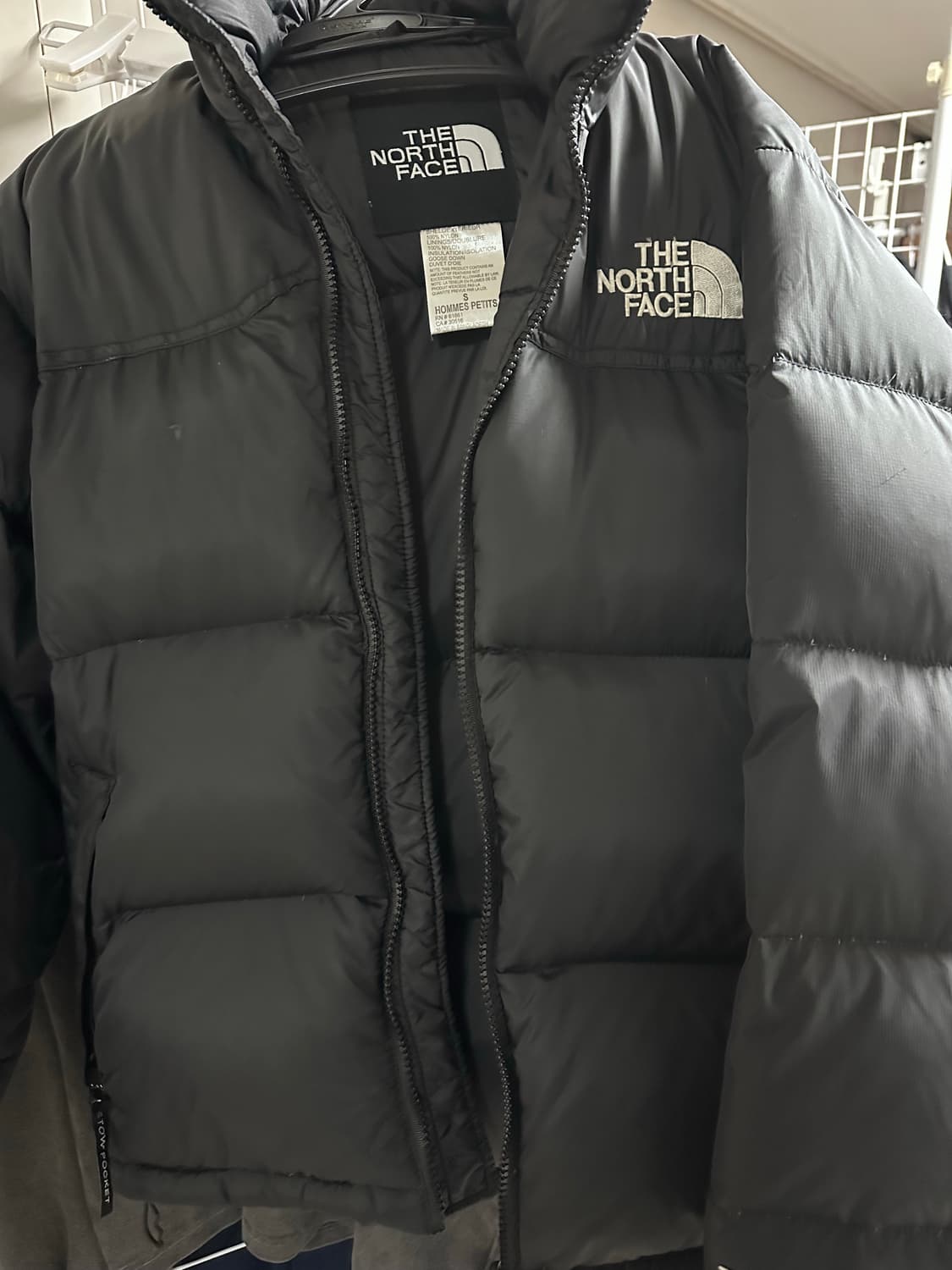 노스페이스 700 패딩 눕시 블랙 센터 로고 상품이미지4