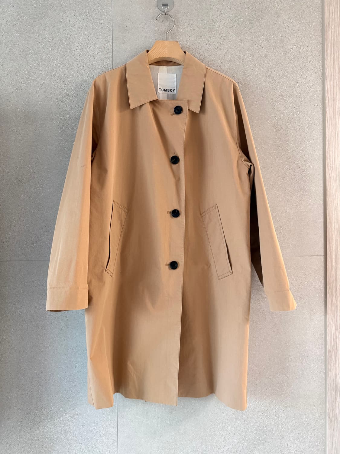 톰보이 베이지 트렌치코트 오버핏 상품이미지2