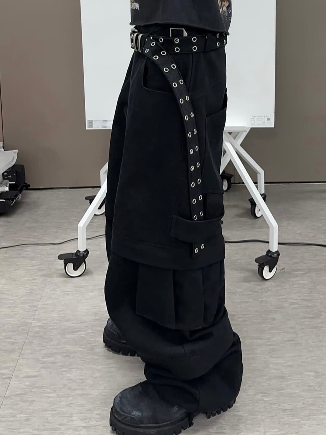 카미엔 타이탄 배기 팬츠 블랙 2사이즈 상품이미지1