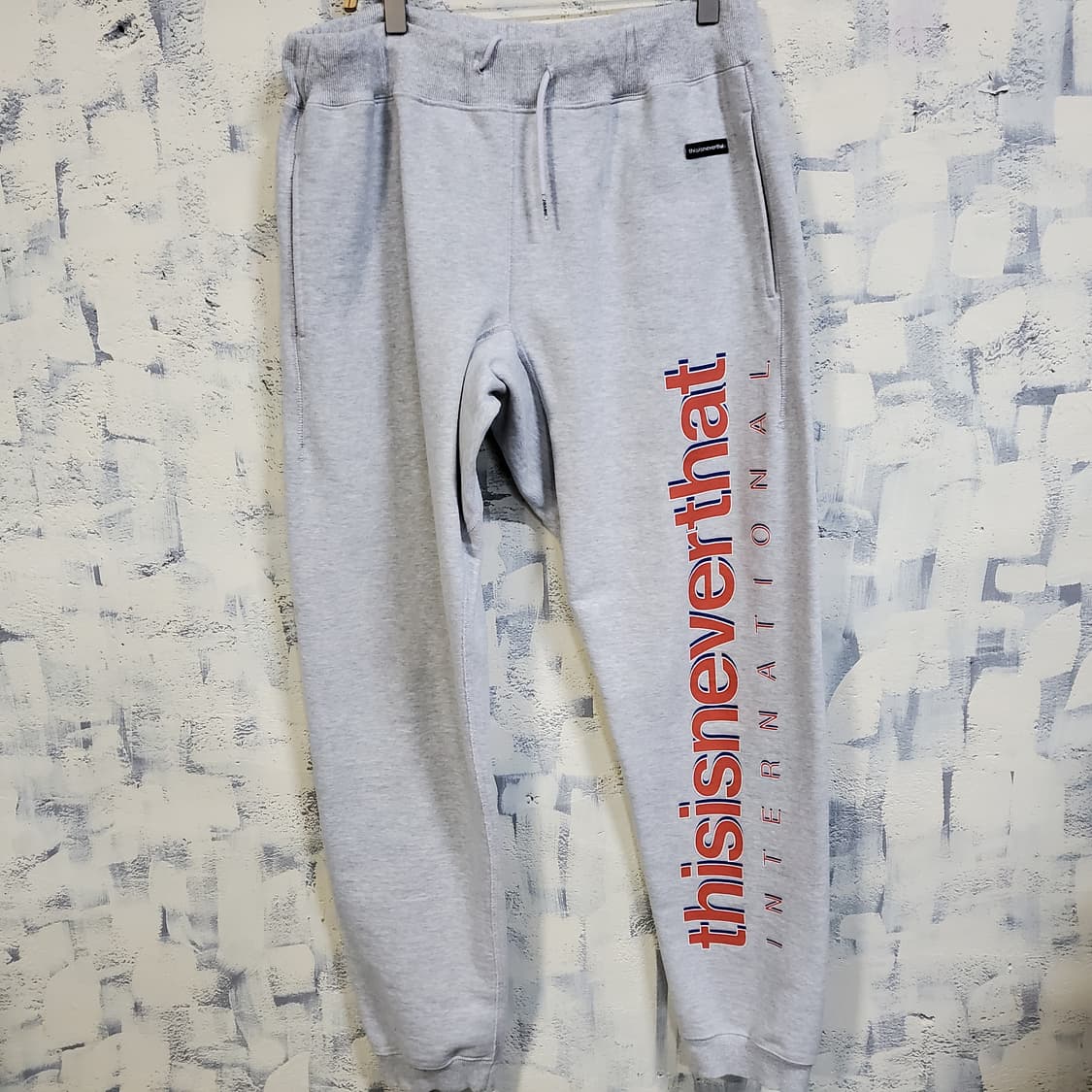 디스이즈네버댓 남성 빅로고 기모 조거팬츠  상품이미지1