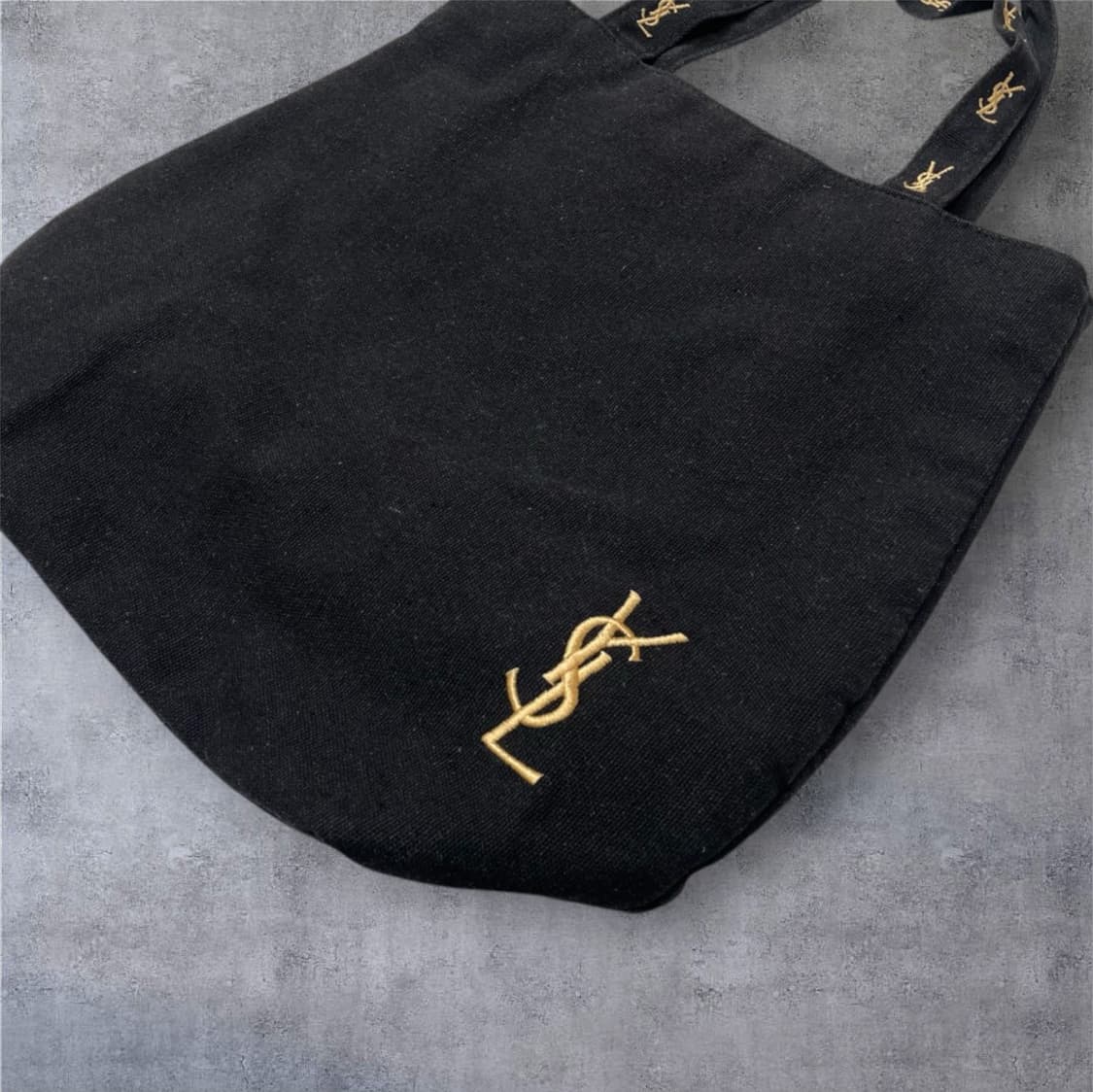입생로랑 블랙 YSL 자수 캔버스 토트백 OS 상품이미지2
