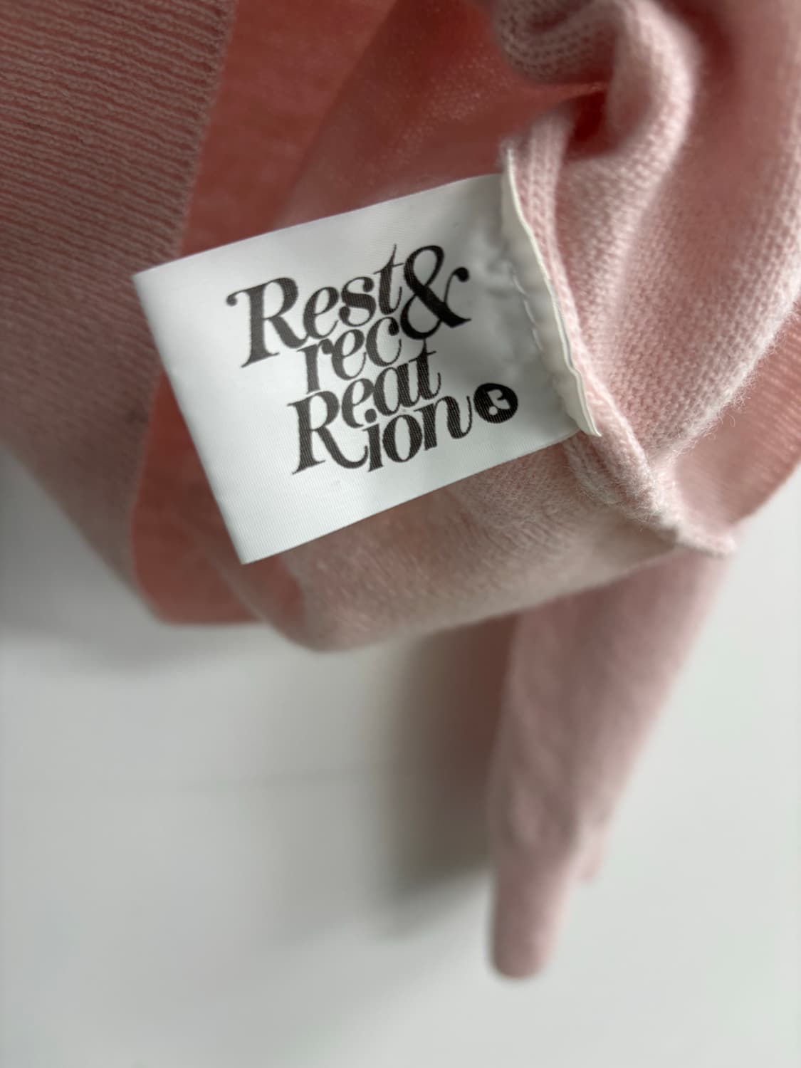 Rest & Recreation 레스트앤레크레이션 핑크 카라 니트 상품이미지5