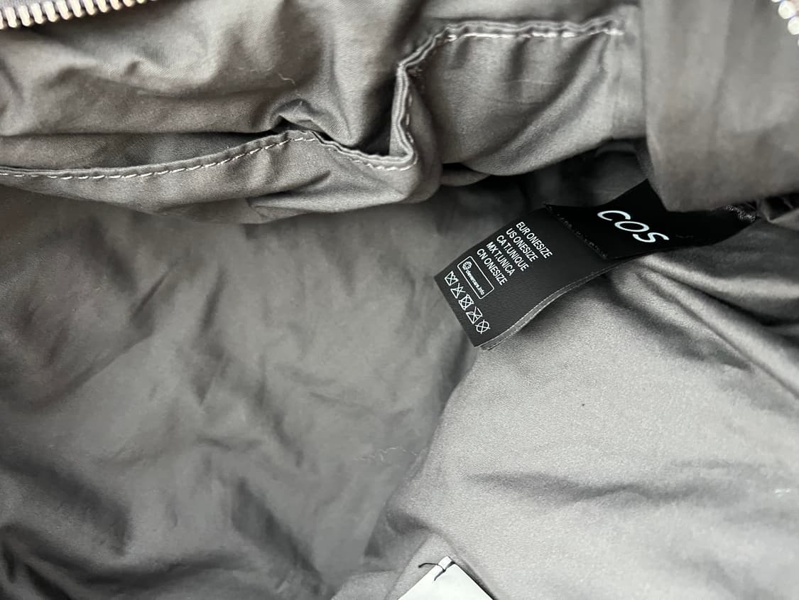 코스 COS 퀼팅백 오버사이즈 (그레이데님) 상품이미지3