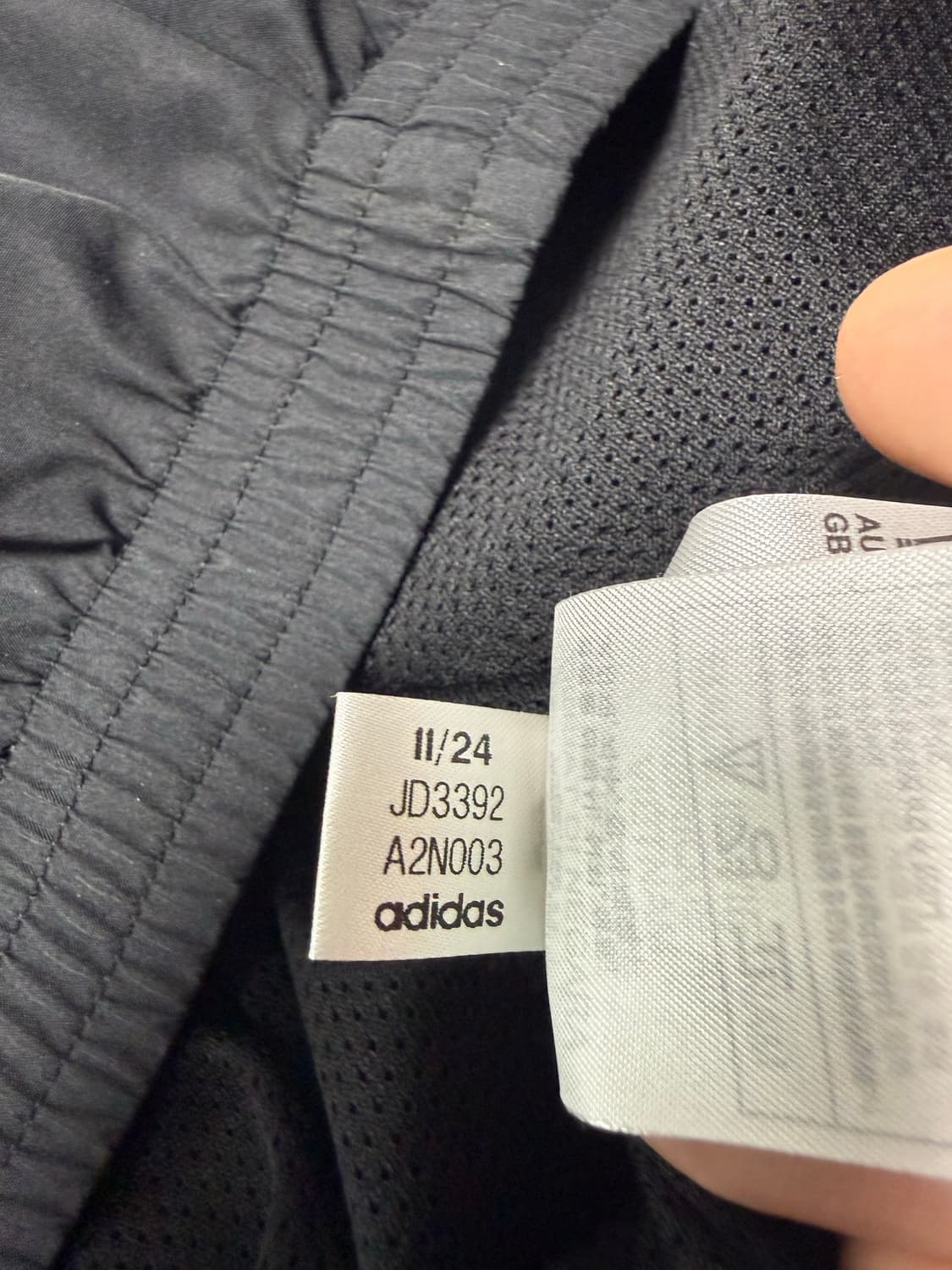 아디다스 아딜레늄 3 오버사이즈 트랙탑 블랙 JD3392 상품이미지4