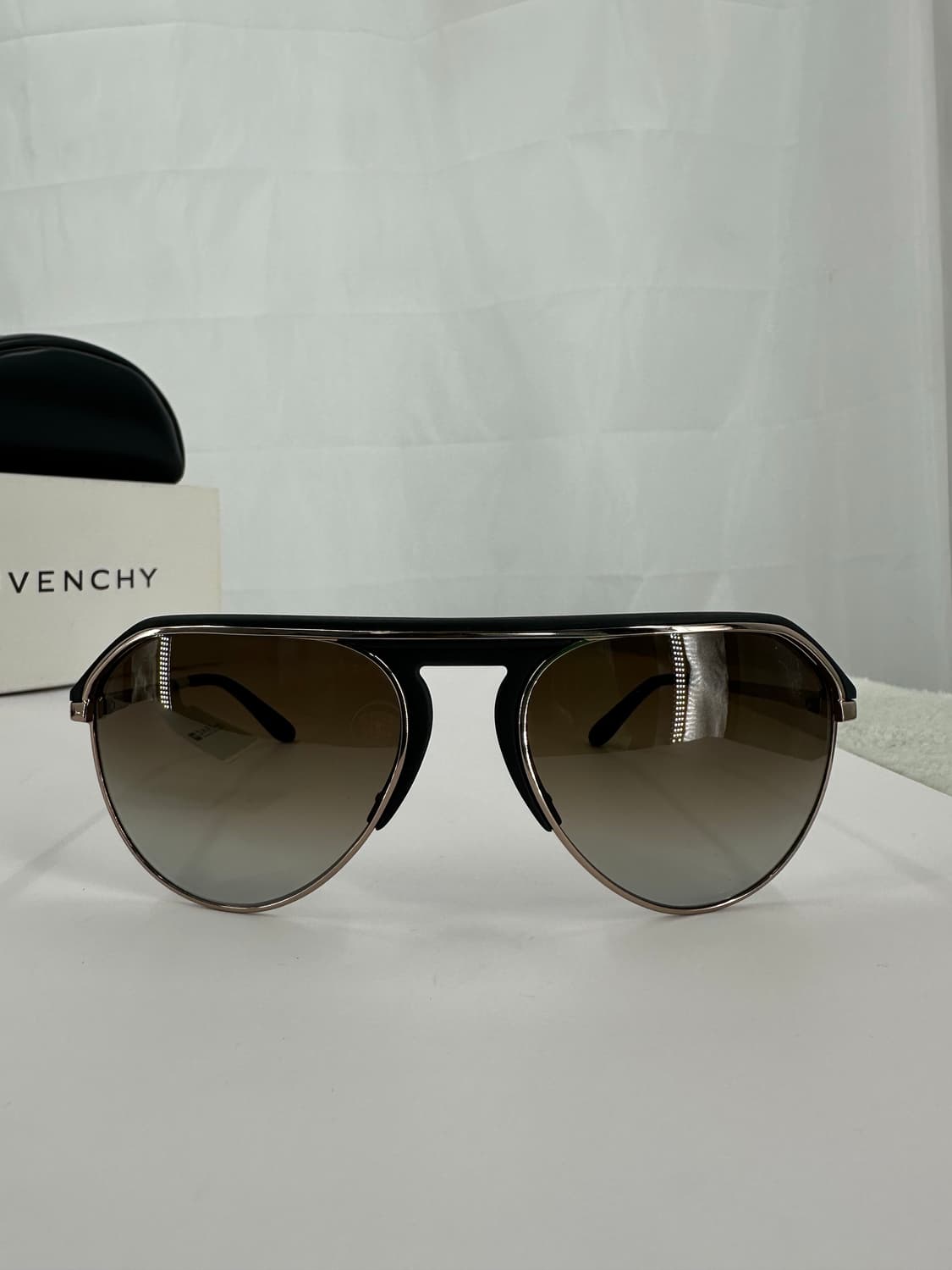 [새상품 무료배송] 지방시 Made in Italy 선글라스 상품이미지2