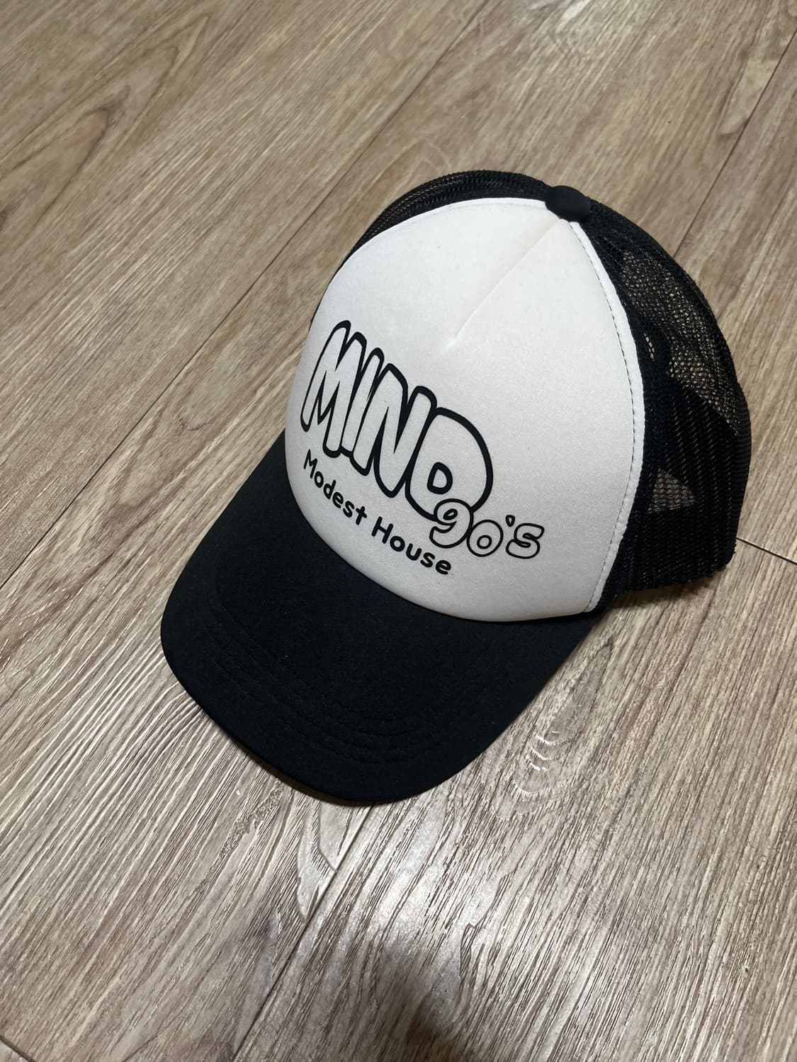 마인드90s X 모디스트 하우스 콜라보 메쉬캡 볼캡 mind 90’s m 상품이미지1