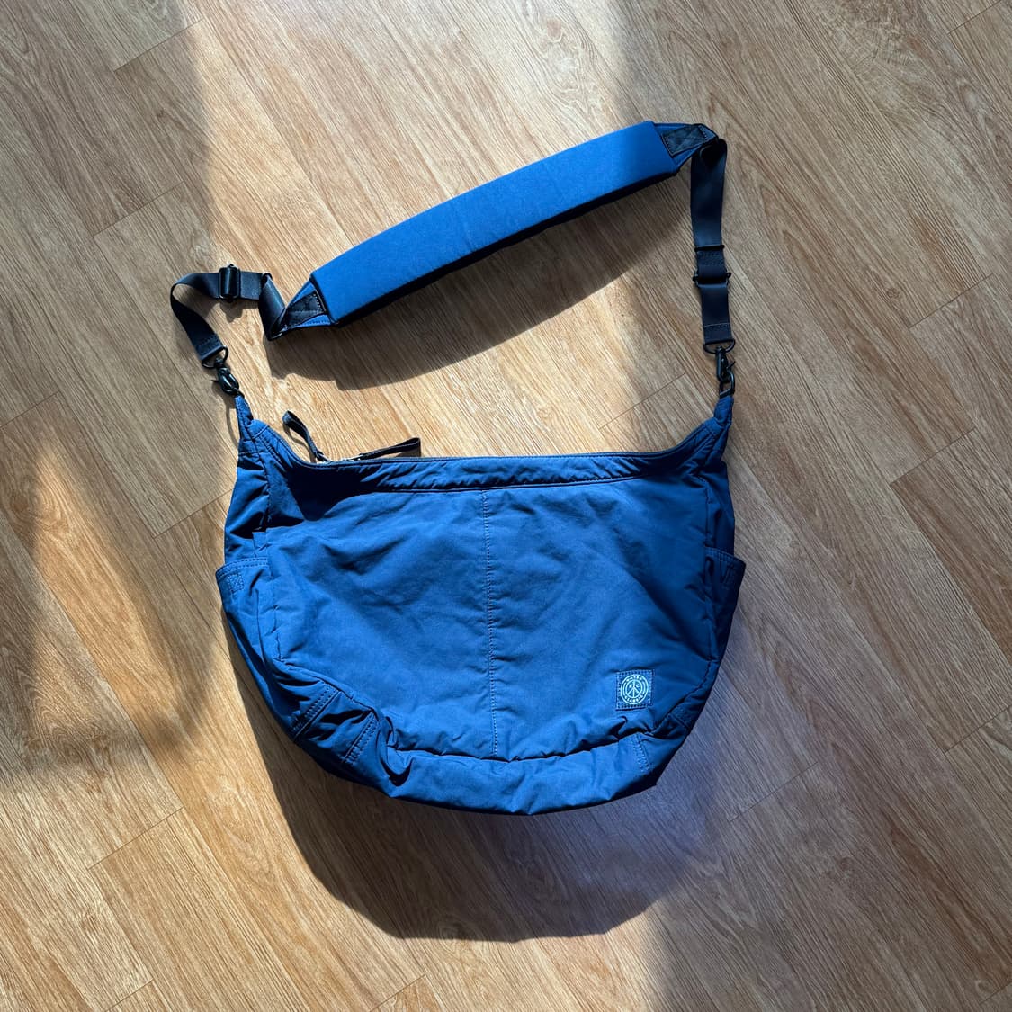 포터 클래식 나일론 숄더백 상품이미지1