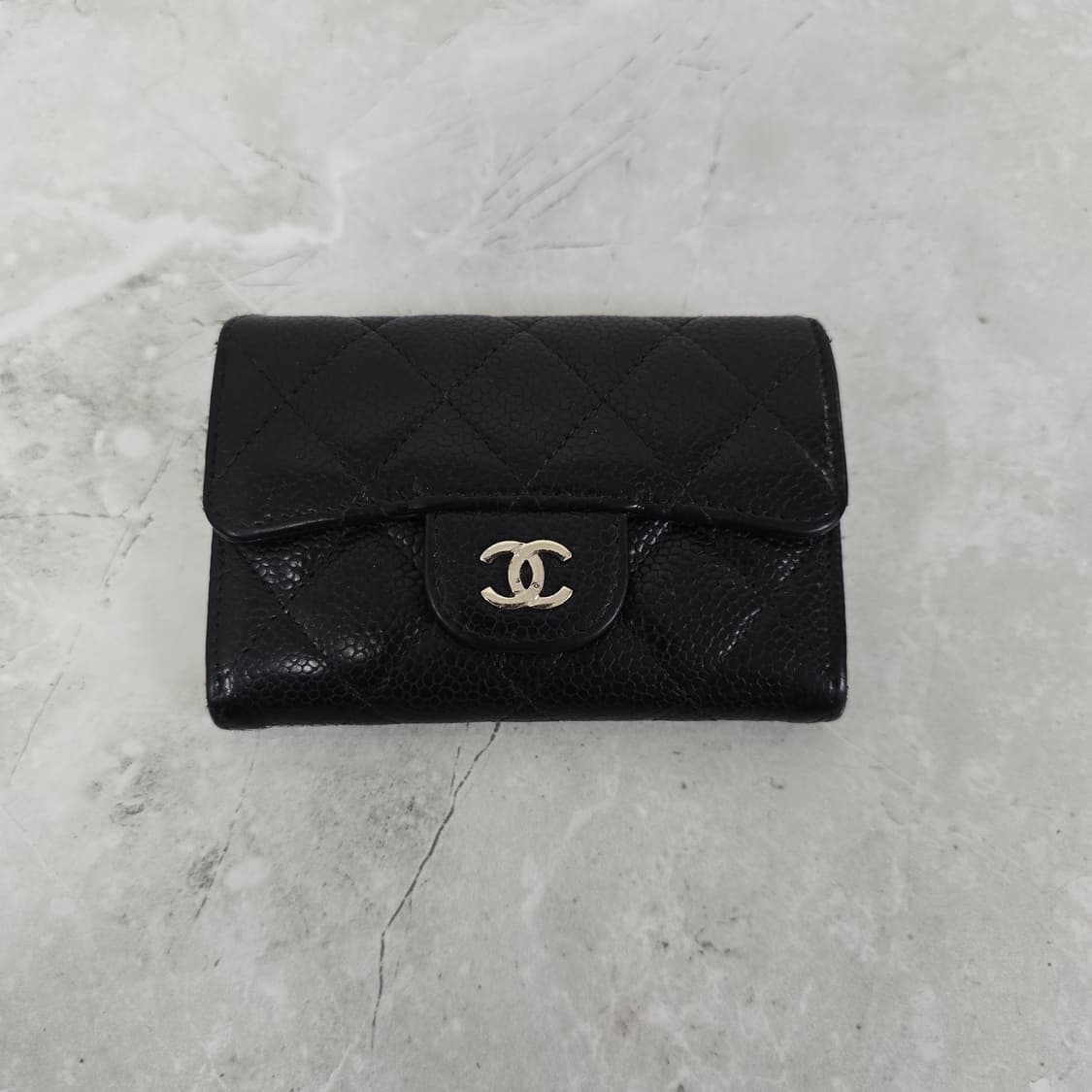 샤넬 캐비어 클래식 카드 지갑 판매 상품이미지3